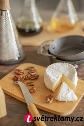 Taleggio sada na sýr