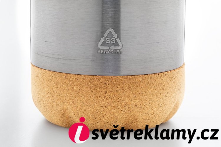 Recouver izolovaná láhev