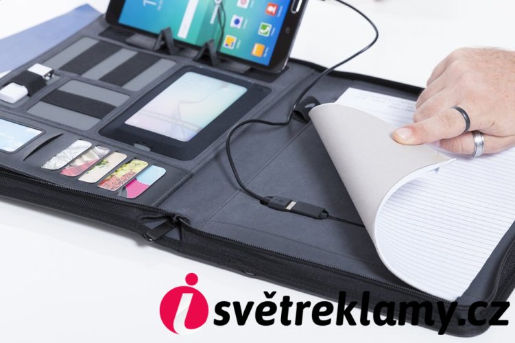 Rogers sloha na dokumenty