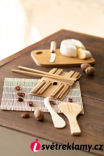 Uramaki sada na výrobu sushi