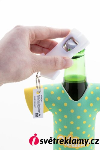 Soccer přívěšek na klíče s otvírákem na láhve